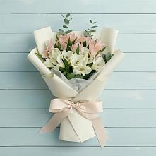 Букет цветов из:  Альстромерии #REPLACE_PRED# Бердске