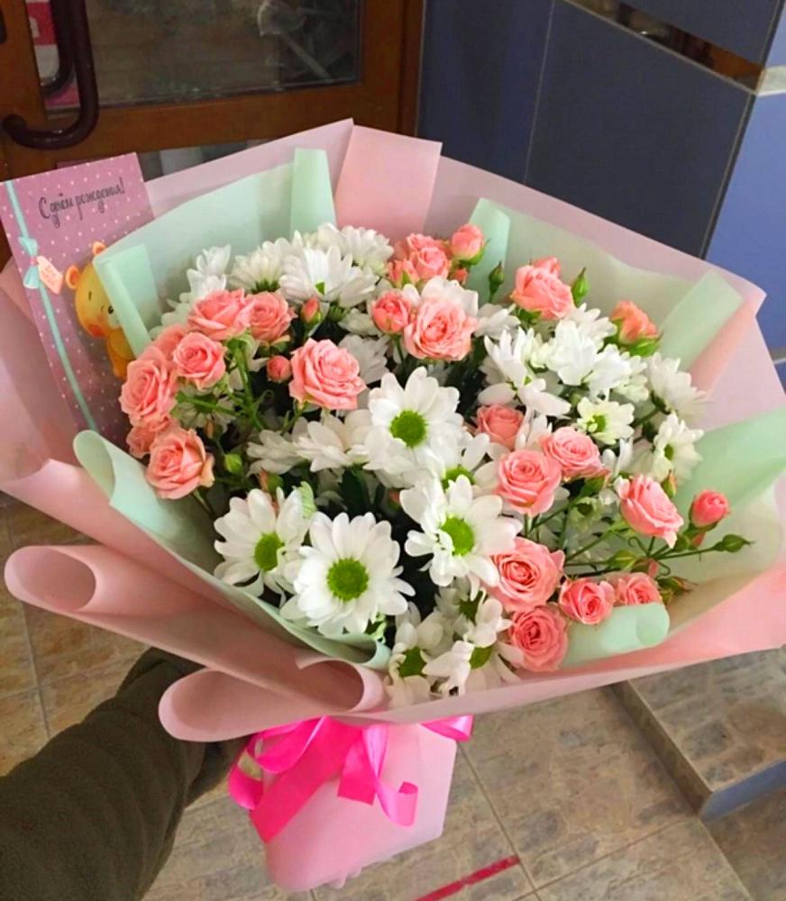 Букет цветов из: Розы и Хризантемы в Бердске