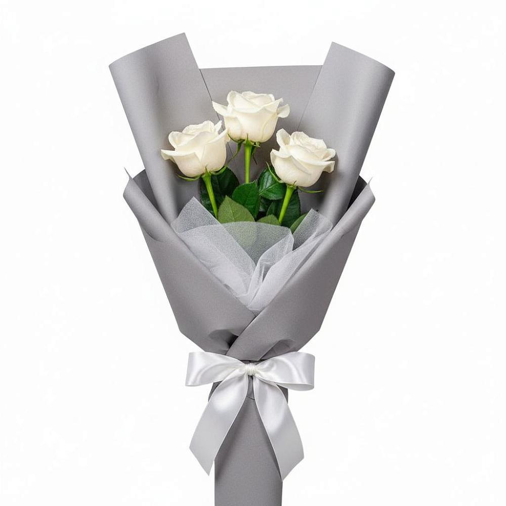 Букет 3 белые розы в Бердске