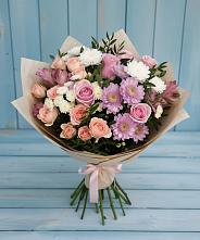 Букет цветов из:  Хризантемы, Розы и Альстромерии в Бердске