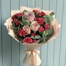 Букет цветов из:  Гвоздики и Розы #REPLACE_PRED# Бердске