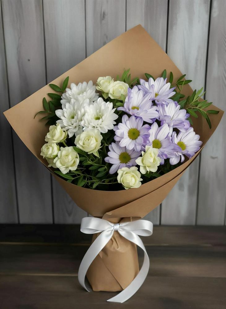 Букет цветов из: Хризантемы и Розы в Бердске