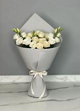 Букет цветов из:  Розы и Лизиантусы в Бердске